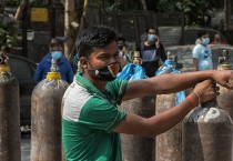 인도 법원 “산소 부족 코로나19 환자 사망은 집단학살 범죄”